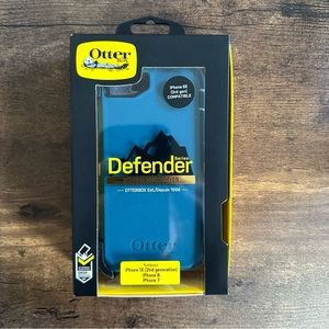 Sold! NWT OtterBox Defender Series case - for iPhone SE (2nd/3rd gen)